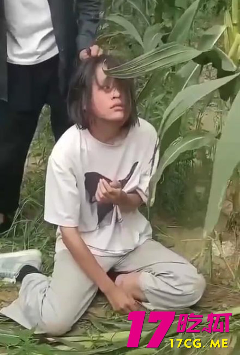 878790944.jpg