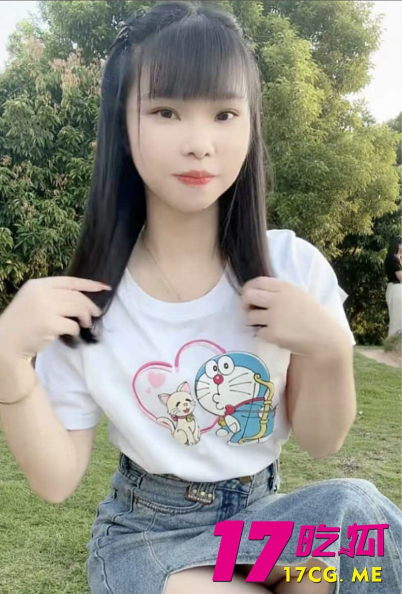 2048843073.jpg