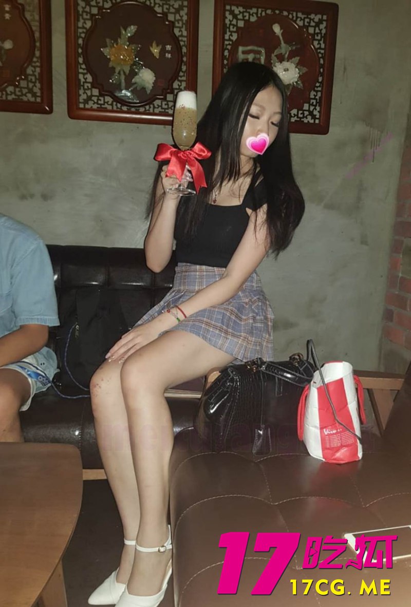 1789807229.jpg